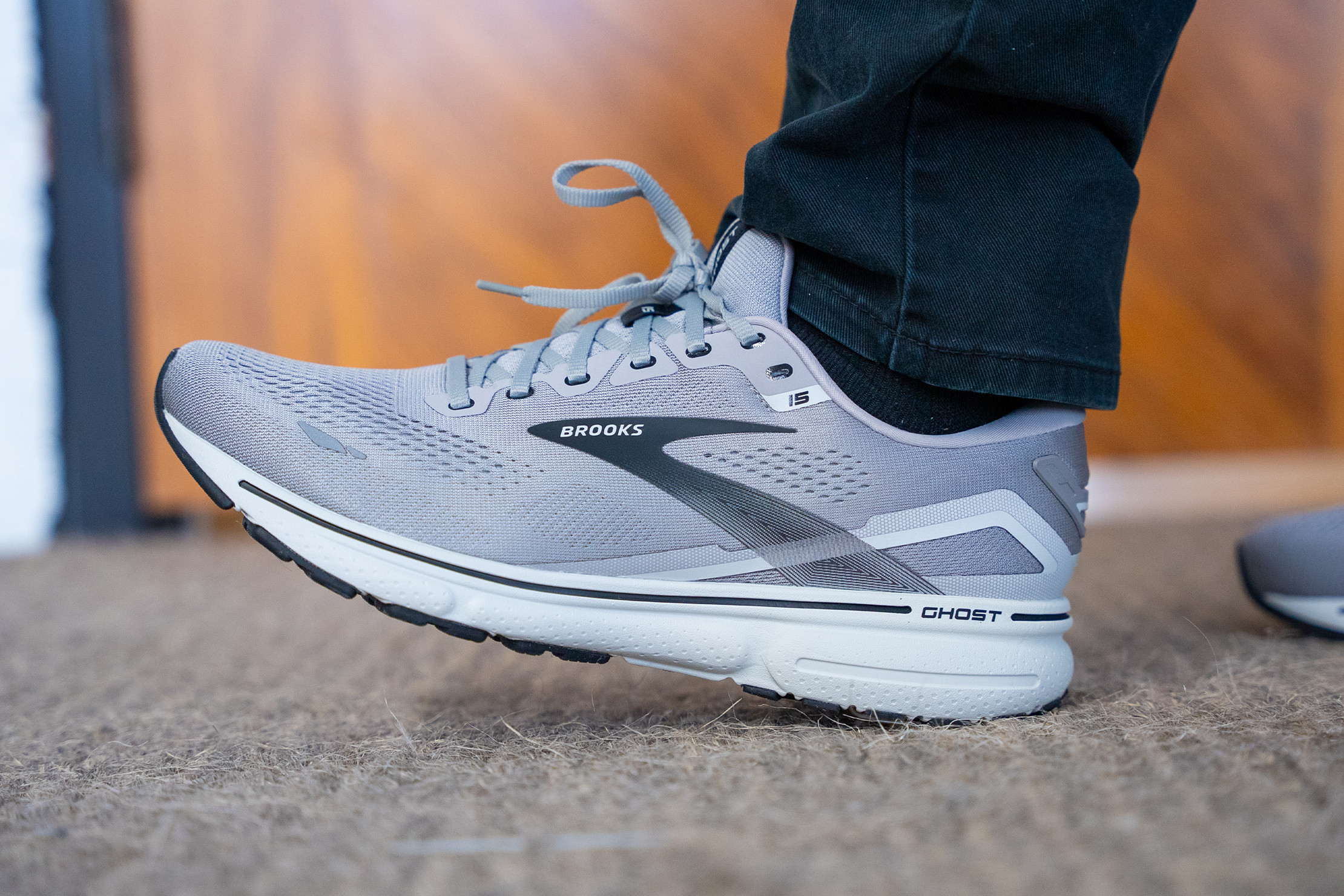 Brooks Ghost 16