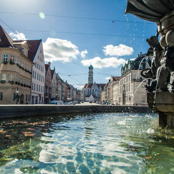 The Hercules Fountain by Adriaen de Vries in Maximilianstrasse in Augsburg. Photo: erlebe.bayern - Bernhard Huber
