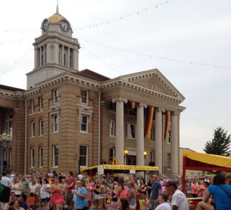 People enjoying the Jasper Strassenfest, a German heritage festival