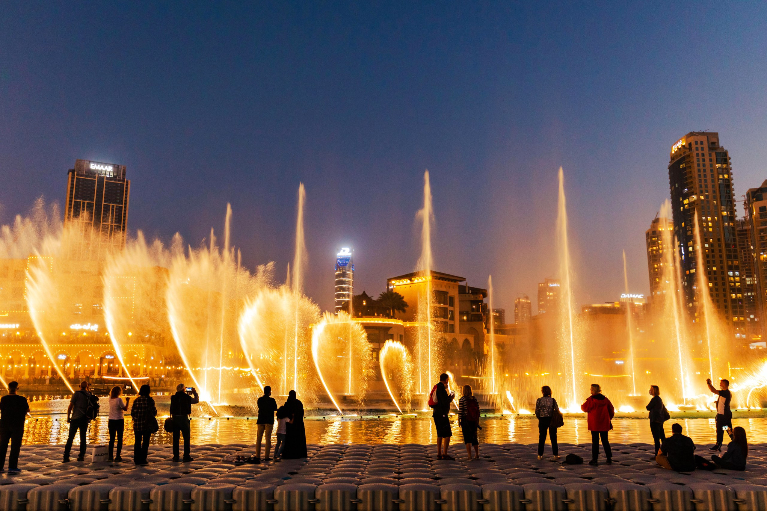 Dubai Fountain Show at Night