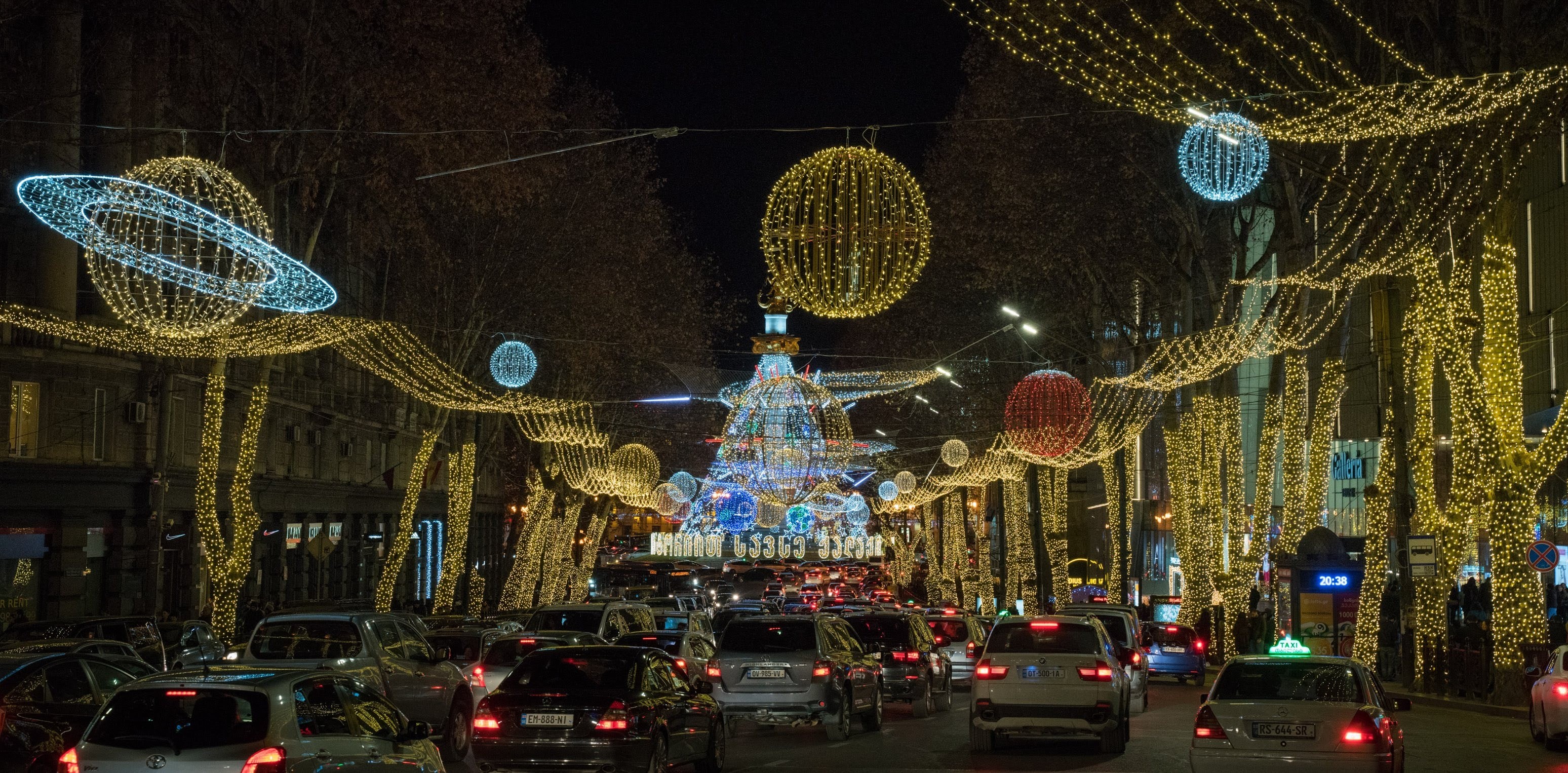 Other cold weather activities - Tbilisi lights + Christmas Market