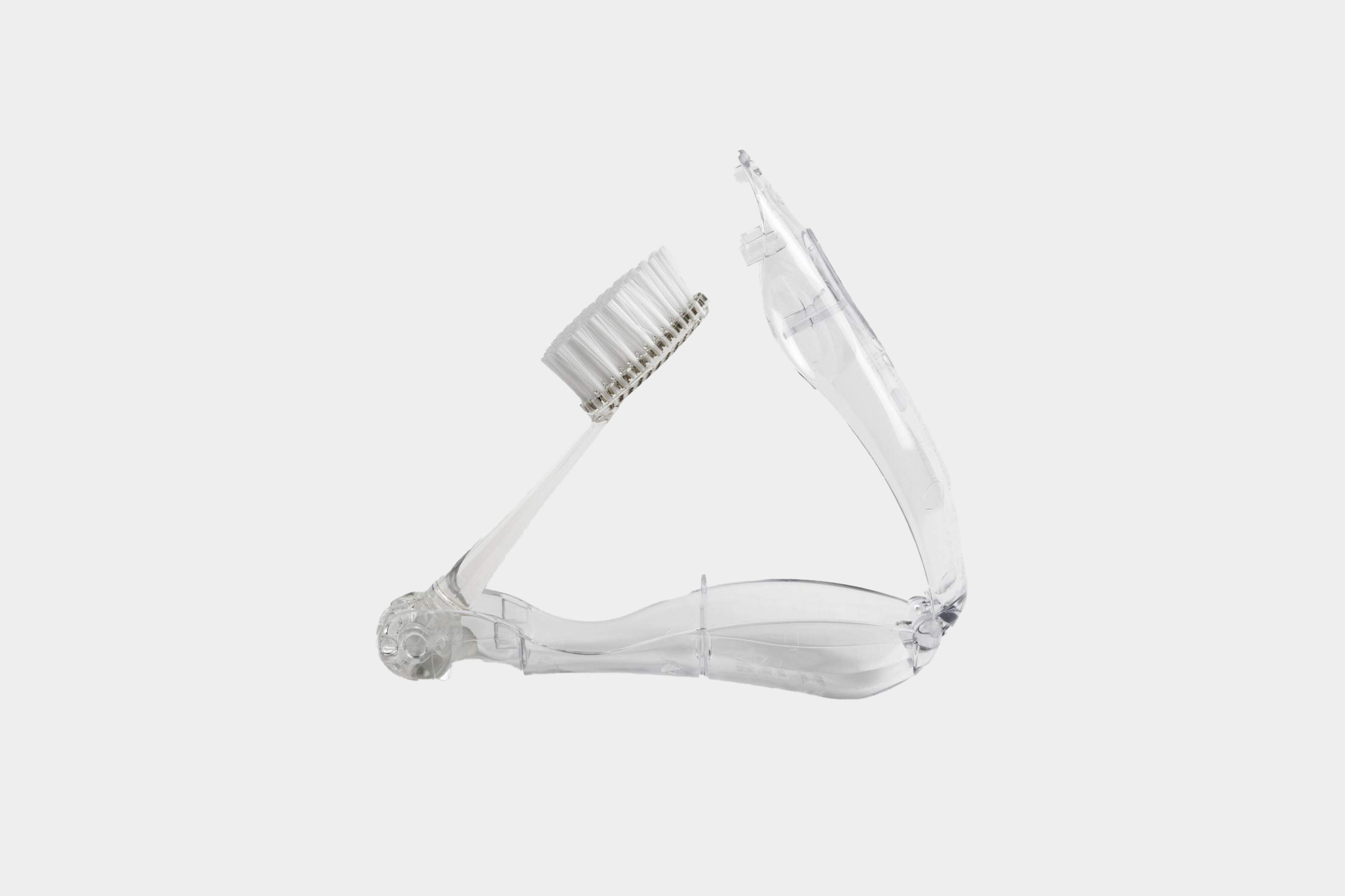 RADIUS Tour Travel Brush Compact and Clean