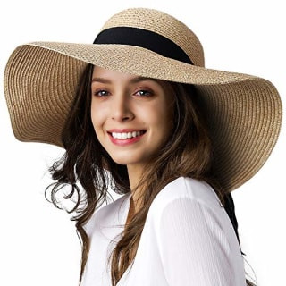 Furtalk Women Sun Straw Hat, combines style and sun protection