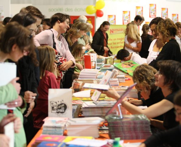 Époque, the book fair