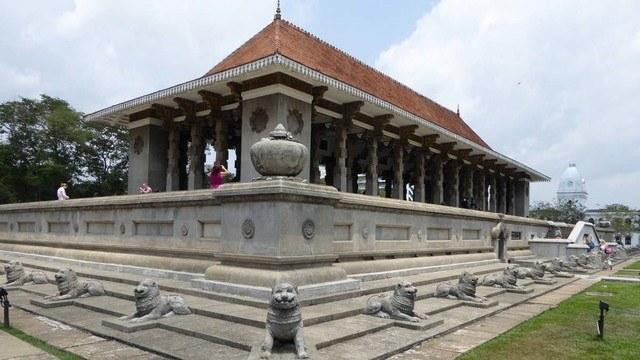 Gangaramaya Temple: Spiritual Colombo Tourism Places