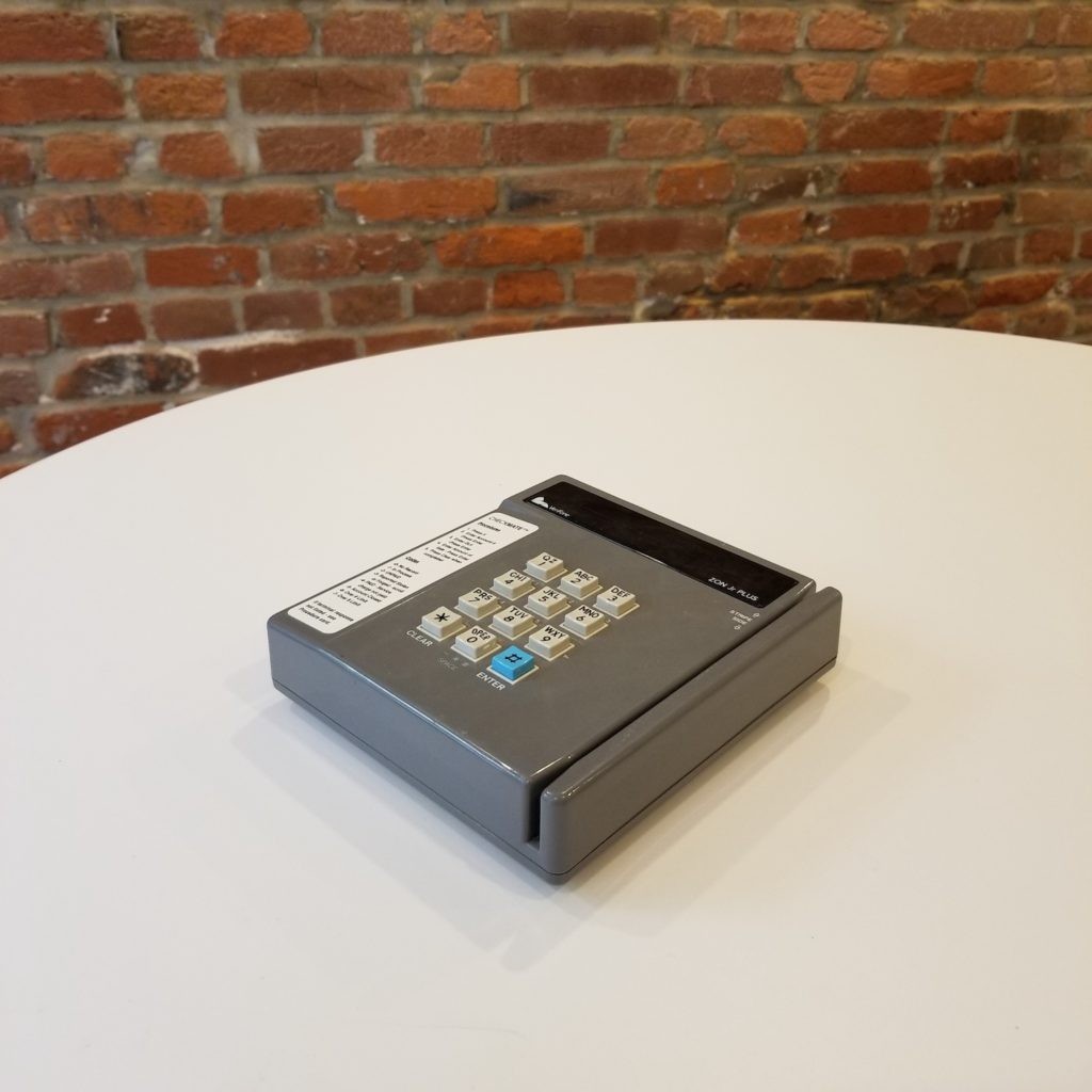 Verifone ZON Jr Plus card reader from the 1980s