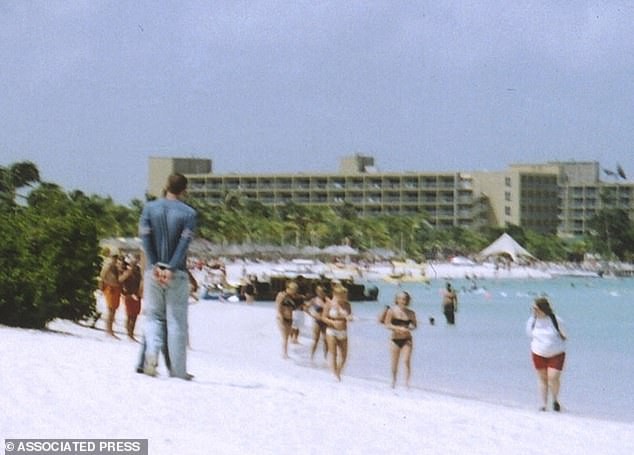 Aruba police investigation Joran van der Sloot, prime suspect in the disappearance of Natalee Holloway