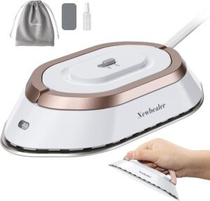 Travel Iron with Dual Voltage