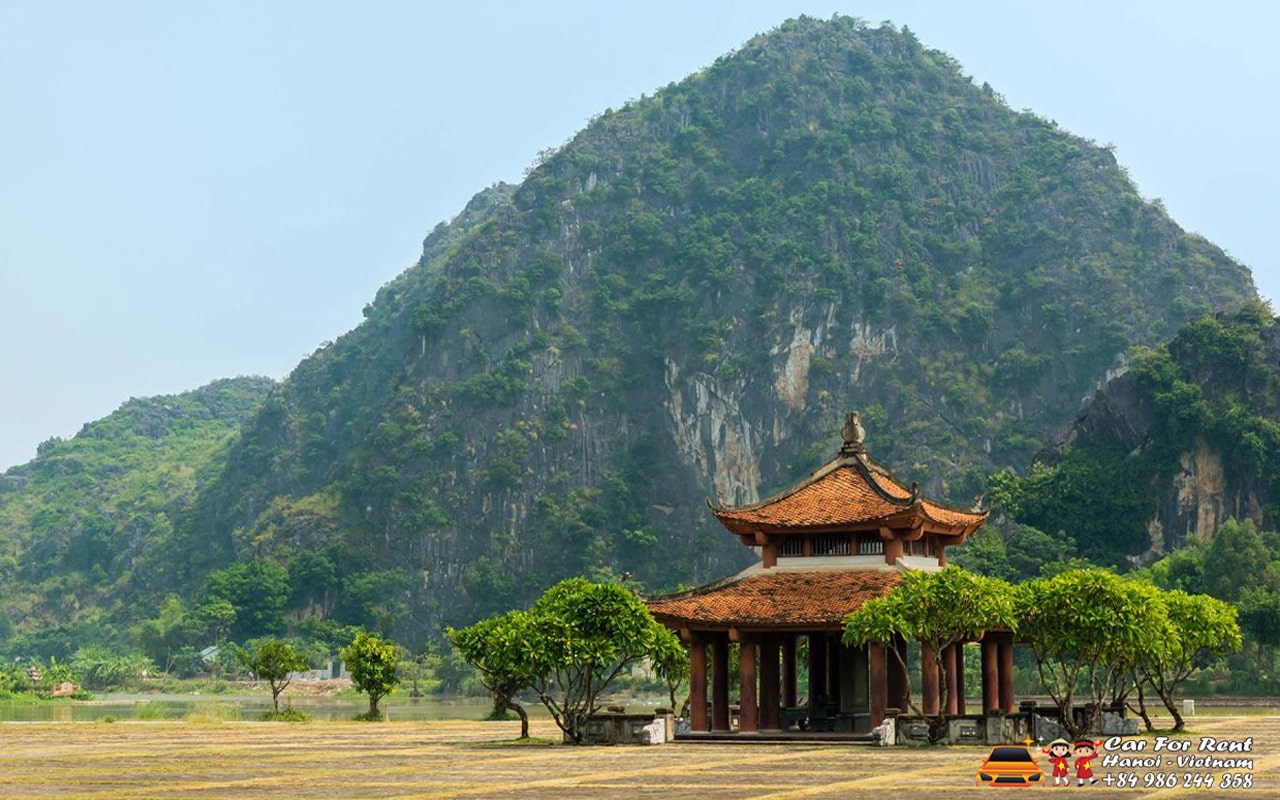 SixtVN Car Rental Travel Vietnam Photo Stock Hoa Lu