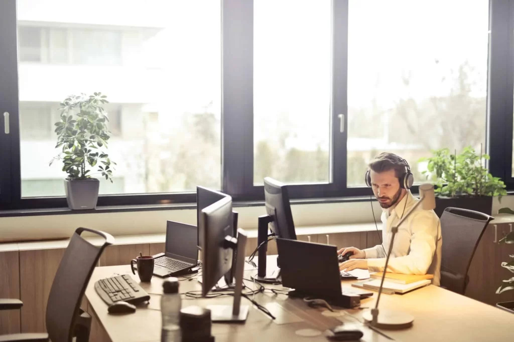 Indirect jobs in tourism are supported by technology for online booking platforms
