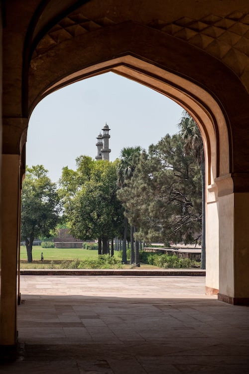 Architecture at Akbar’s Tomb (Sikandra)