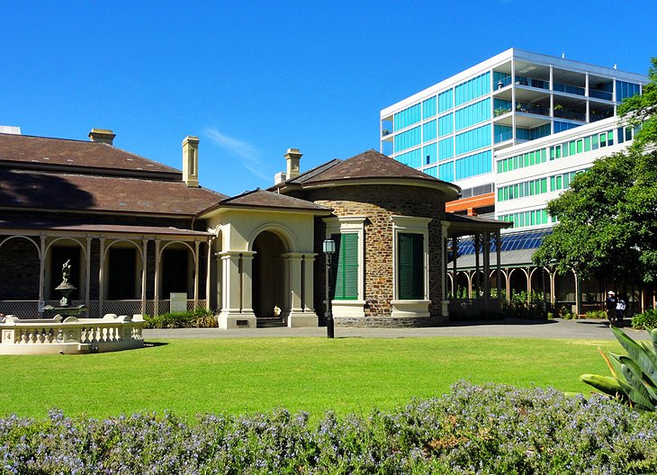 Regency architecture at Ayers Historic House Museum