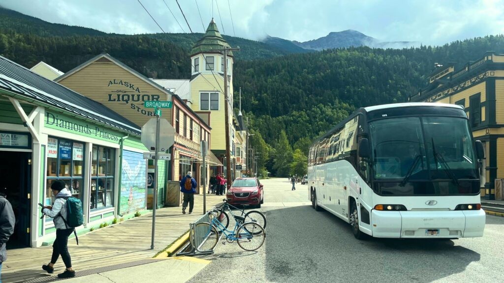 Authenticity tourism offers opportunities for outdoor activities like hiking and wildlife viewing, integral to the Alaskan experience.