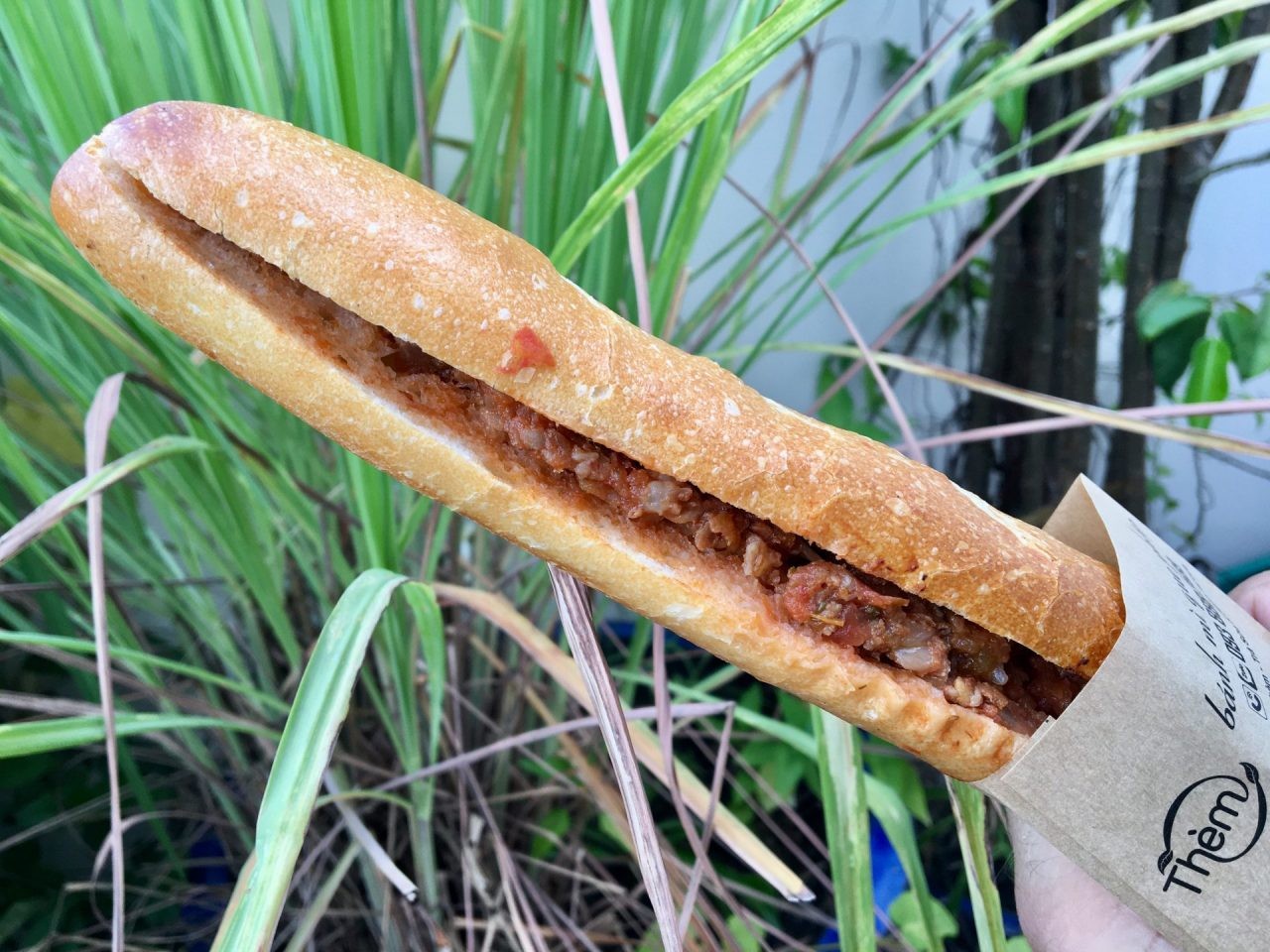 Banh Mi Que - Vietnamese Breadstick Baguette with Fillings