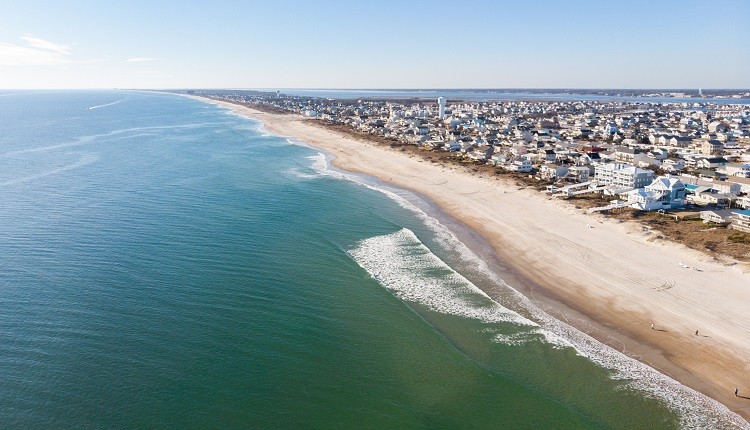 Atlantic Beach, North Carolina, coastal charm and sandy stretches