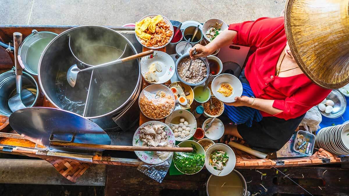 Local Thai Food Floating Market Low 1