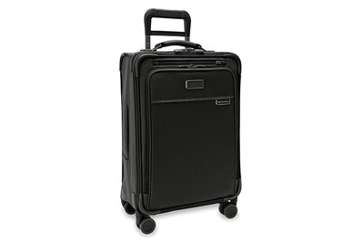 Briggs &amp; Riley Baseline Essential 22″ Carry-On Expandable Spinner