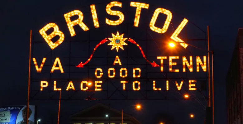 Iconic Bristol Sign Photo-Op