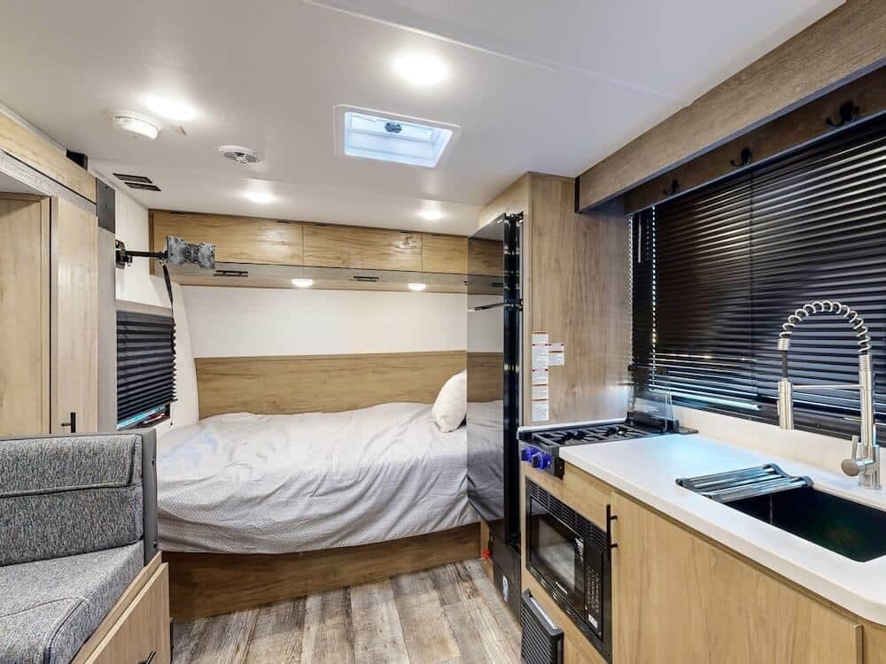 Campsite Reserve 17LS bed