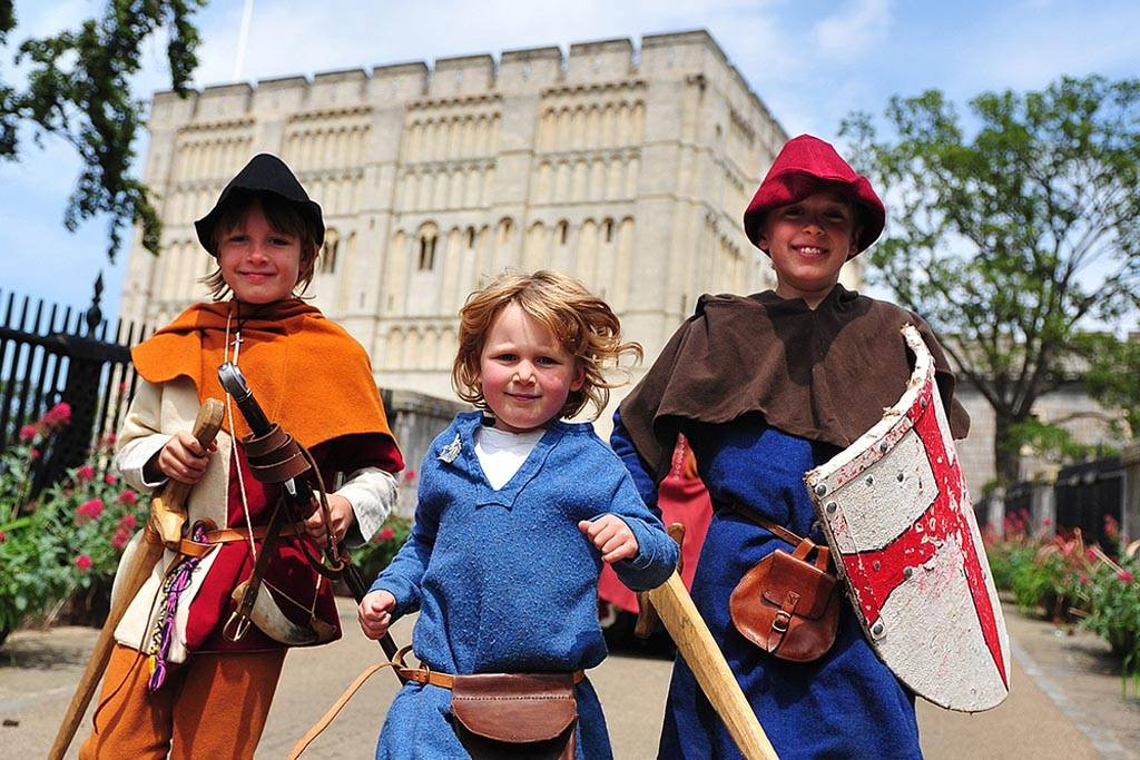 Norwich Castle children
