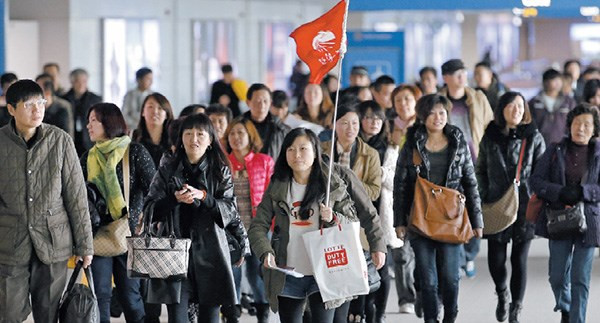 Chinese group travellers