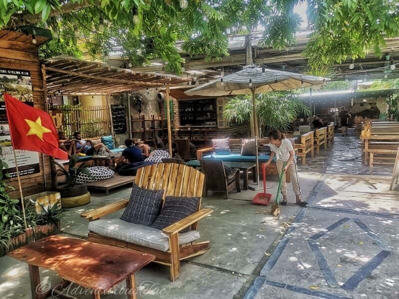 Chookies Beer Garden Ambiance