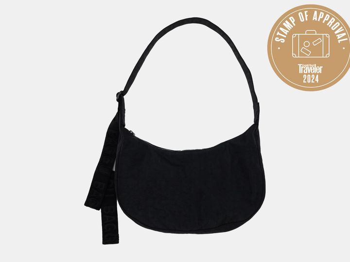 The versatile Baggu bag for everyday wear.
