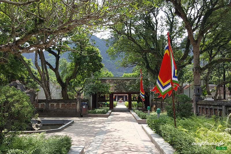 Temple of King Le Dai Hanh