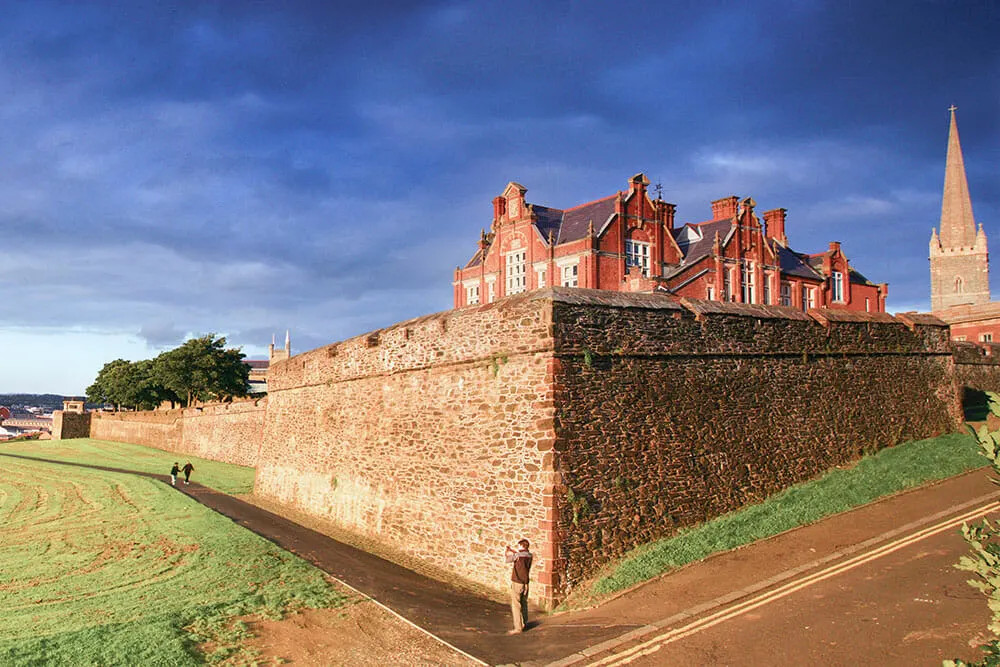 Explore Derry's historic City Walls, a key part of any Northern Ireland itinerary.