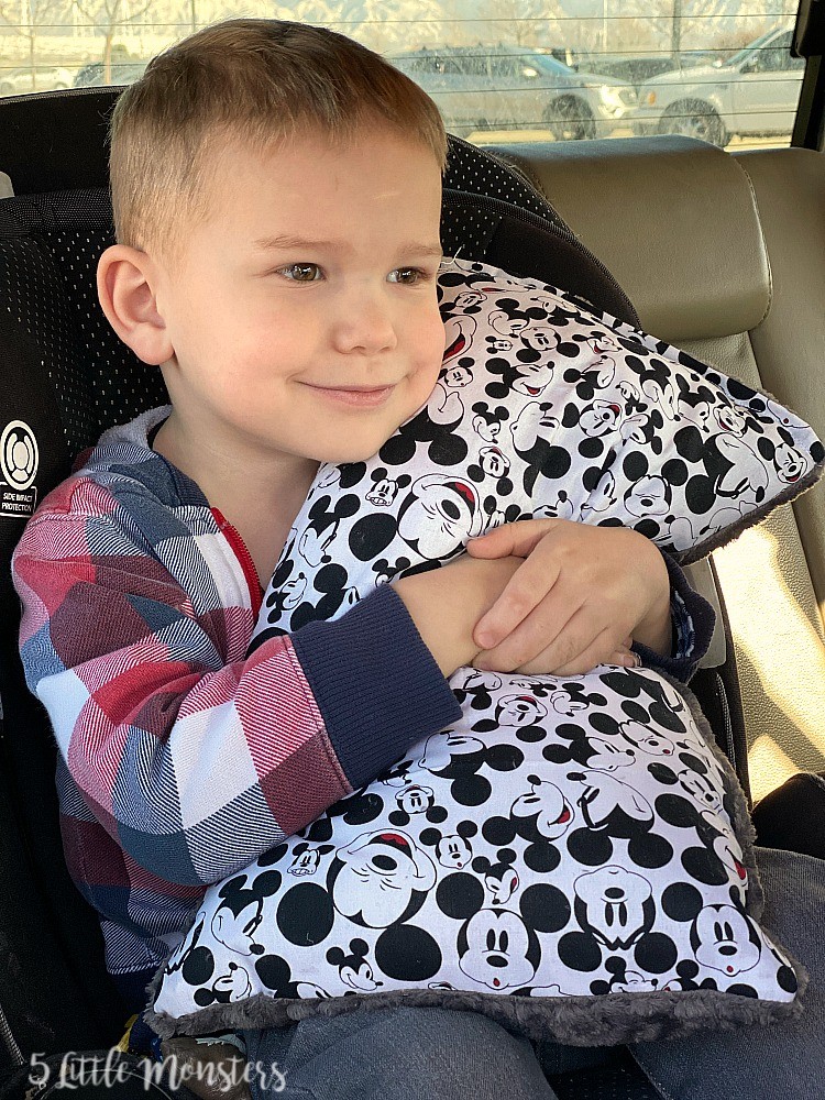 DIY travel pillow for comfortable car rides