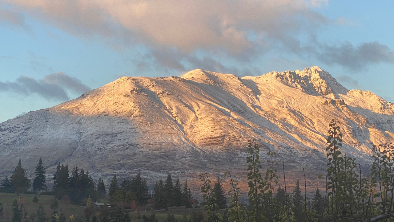 Skiing in Queenstown, New Zealand