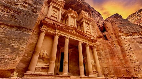 Pyramids of Giza, a must-see attraction in Egypt