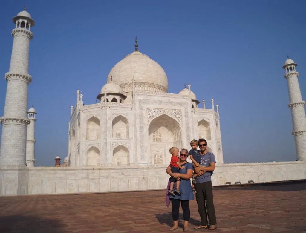 Family working remotely while traveling, demonstrating how to combine work and travel