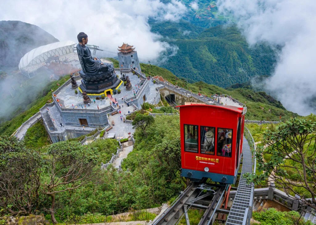 Grand Buddha statue on Fansipan