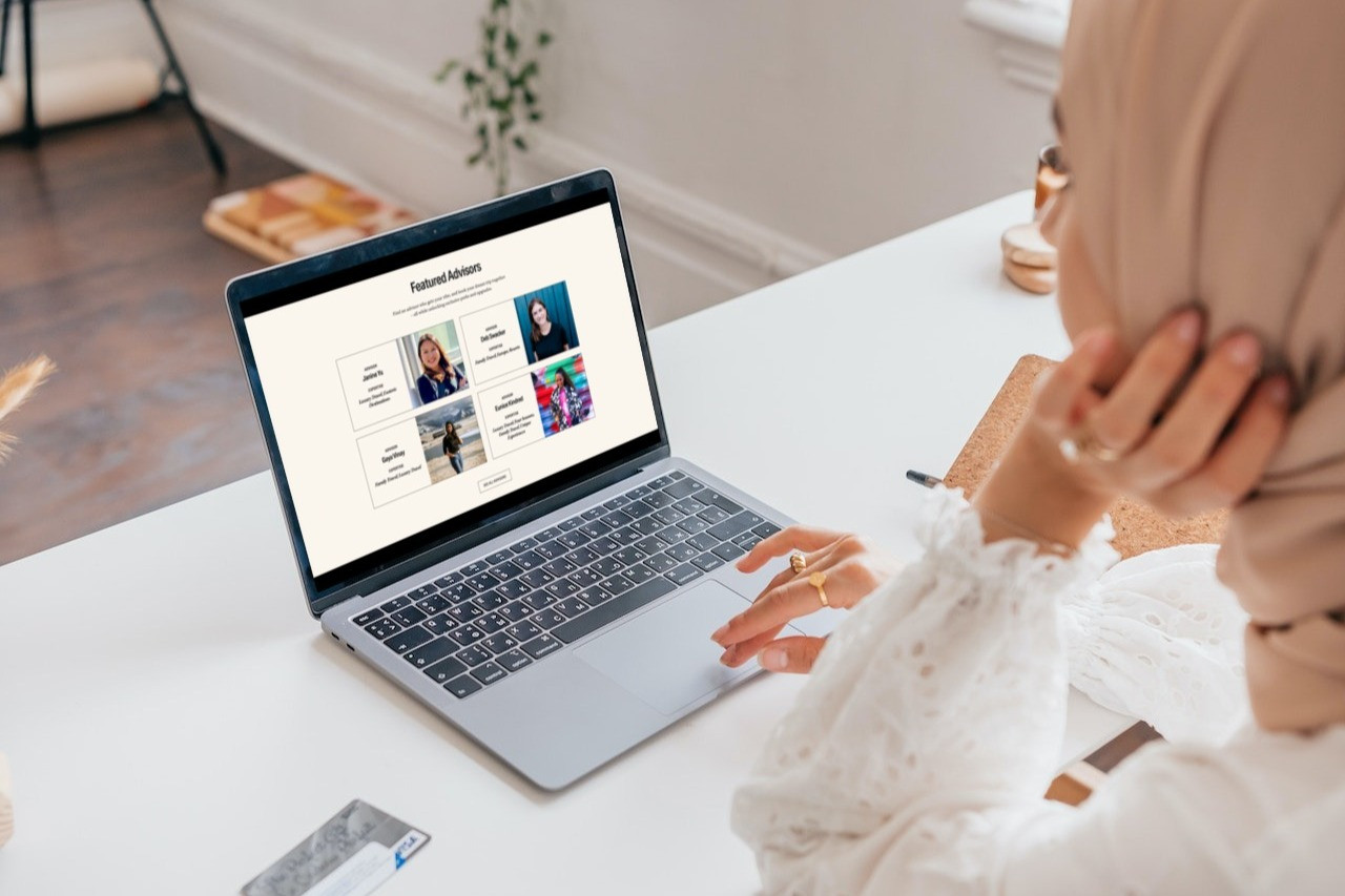 Travel agent marketing page