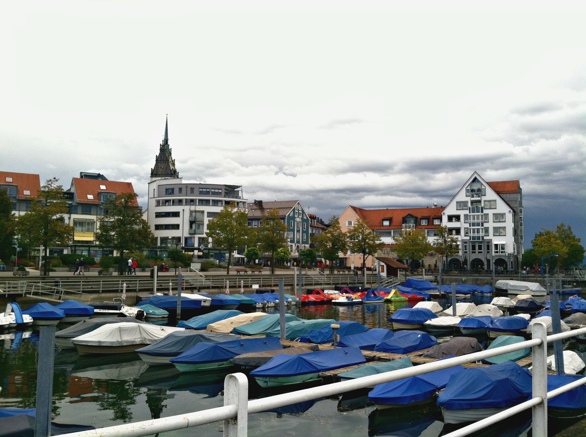 Friedrichshafen Promenade: Enjoy a leisurely walk along the vibrant Friedrichshafen promenade, a central hub filled with cafes and shops.