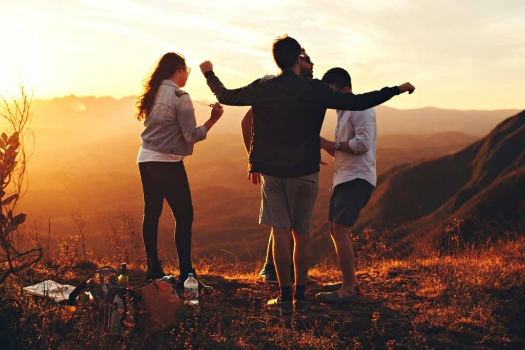 Friends exploring a city