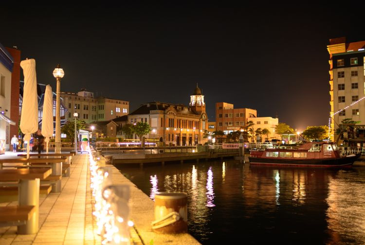 Moji Port Retro District: Historic buildings in a nostalgic setting