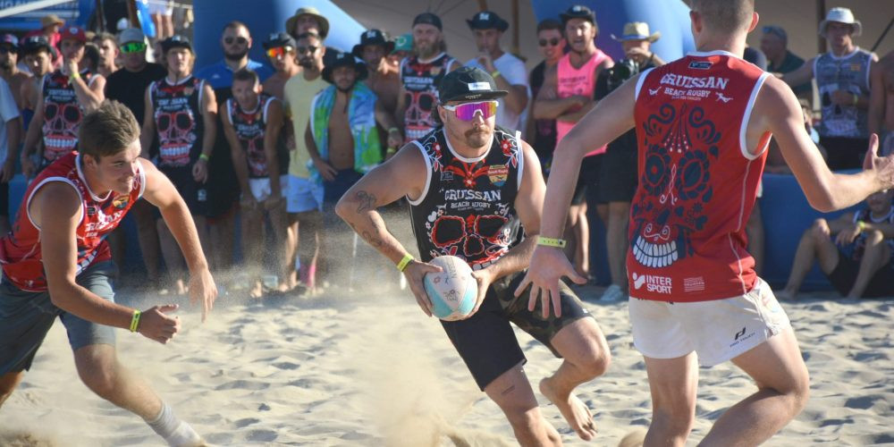 Gruissan Beach Rugby is an annual event on Plage des Chalets