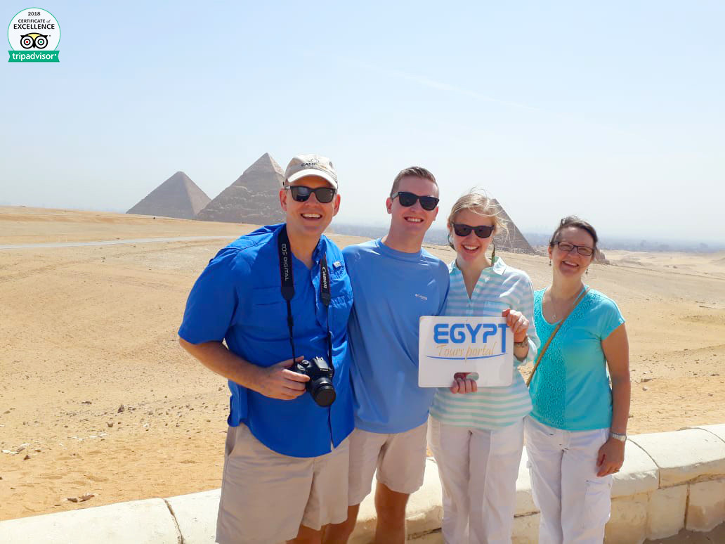 The Great Pyramid of Giza and the Sphinx, Egypt