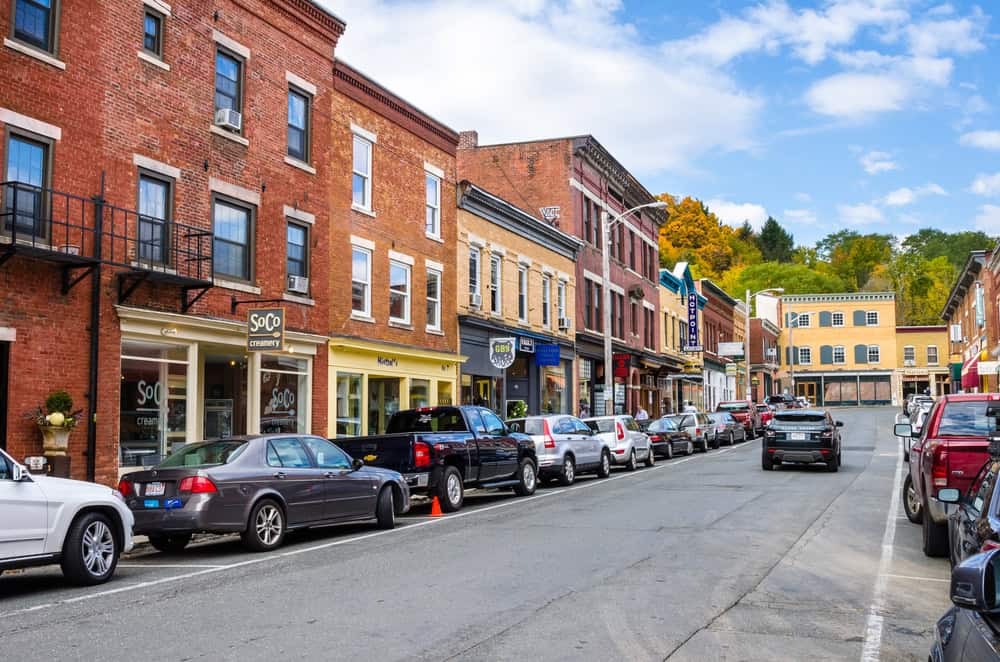 Charming town of Great Barrington, MA, in the Berkshires, perfect for an artsy summer retreat with SIXT.VN's tailored cultural tours