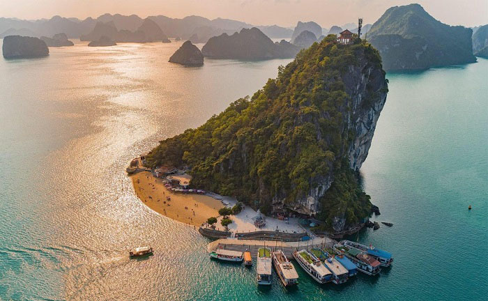  Car Rental to Ha long Bay best 2023