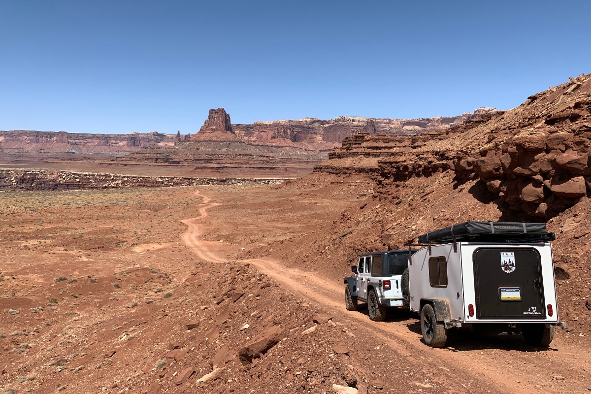 Hiker Trailers Mid Range Deluxe exterior