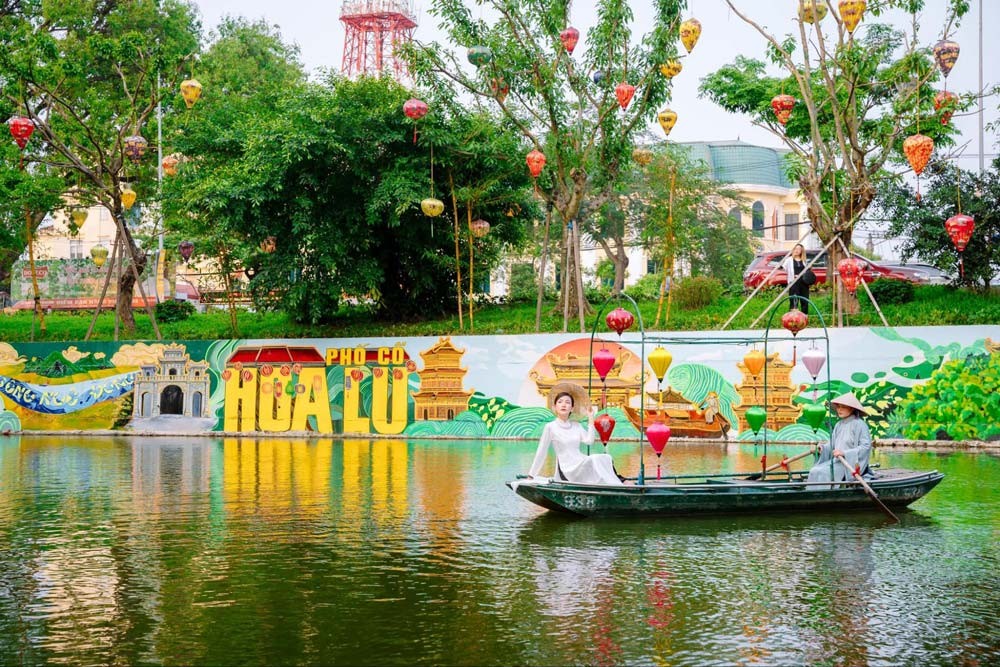 Guided Tour of Hoa Lu