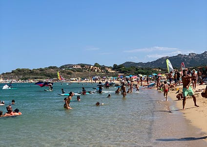 Isola dei Gabbiani windsurfing