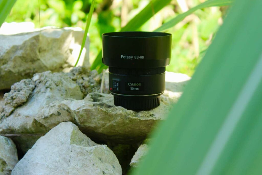 Canon lens for travel photography