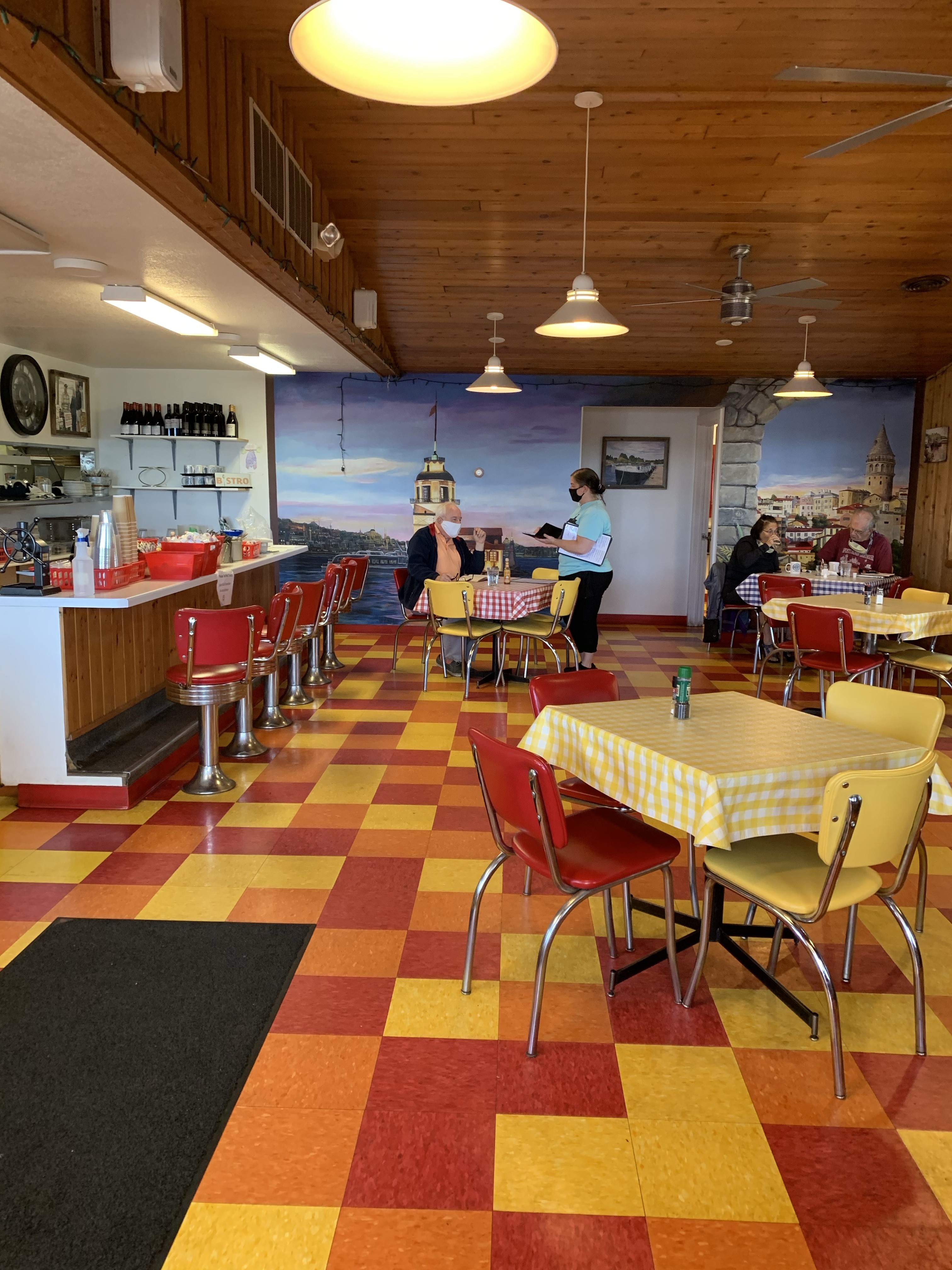 Manny Penny restaurant exterior, Bayfield