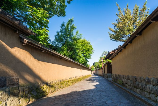 Traditional tea house in the Higashi Chaya District, Kanazawa, showcasing its historic wooden architecture