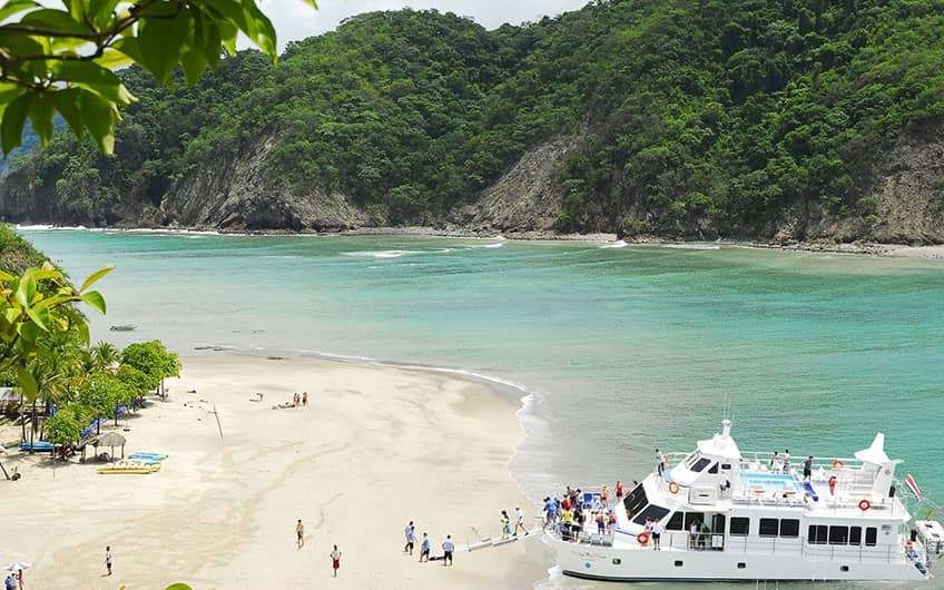 Cruises near Jaco