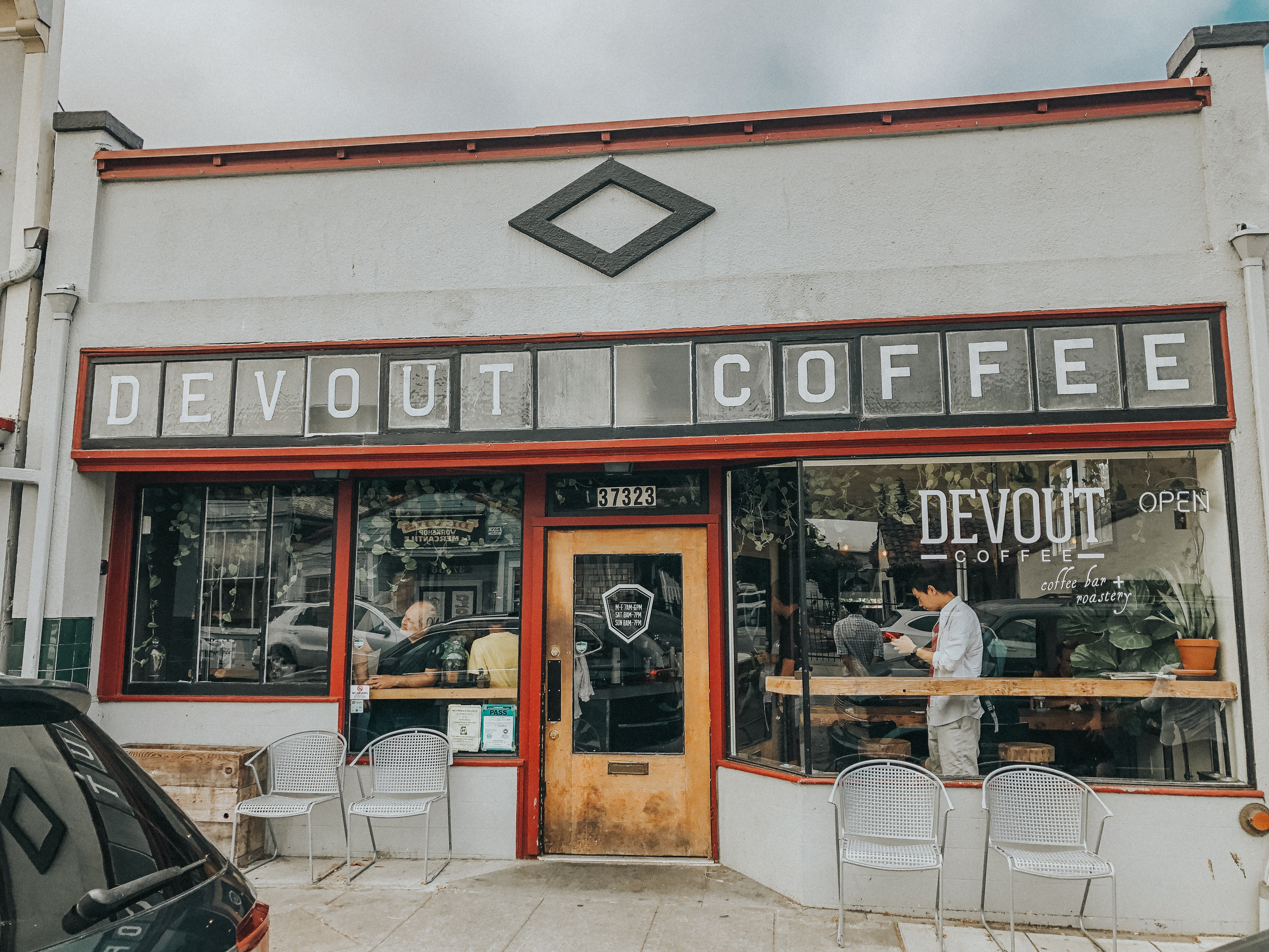 Trendy Coffee Shop in Fremont
